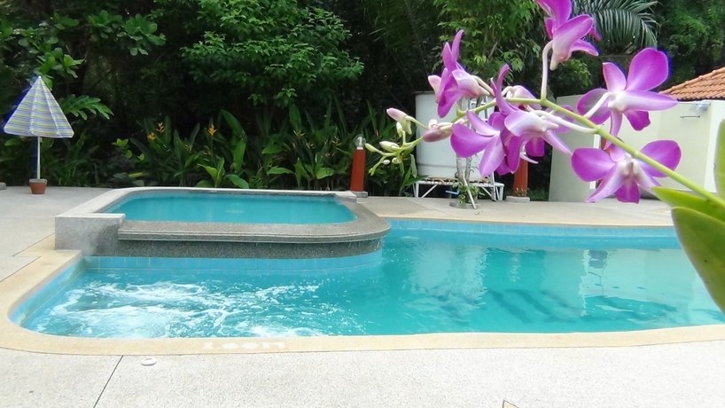 Imagen de la piscina del Hotel Mild Garden View Resort. Foto 15