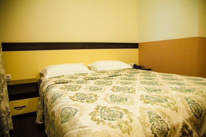 Imagen de la habitación del Hotel Mildom Express. Foto 4