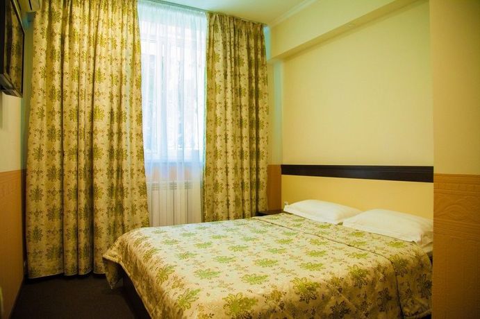 Imagen de los exteriores del Hotel Mildom Express. Foto 12