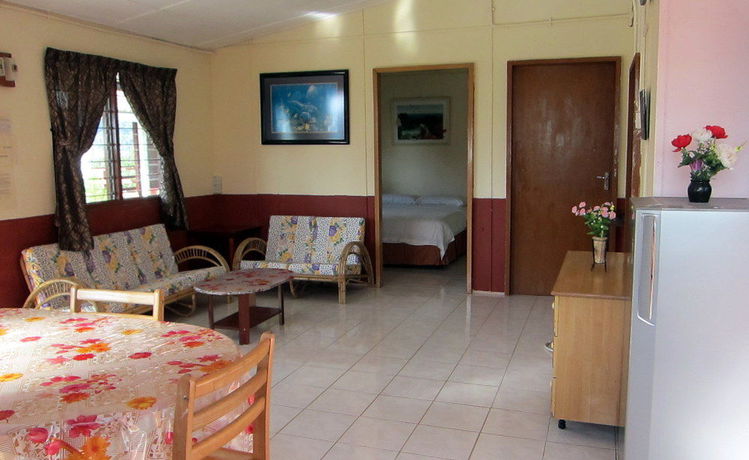 Imagen de los interiores del Hotel Mile 36 Lodge. Foto 12