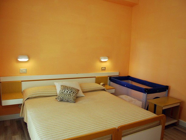 Imagen de la habitación del Hotel Milena, Rimini. Foto 5