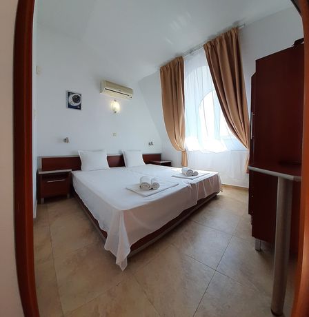 Imagen de la habitación del Hotel Milennia Family. Foto 14