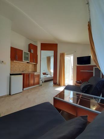 Imagen de la habitación del Hotel Milennia Family. Foto 15