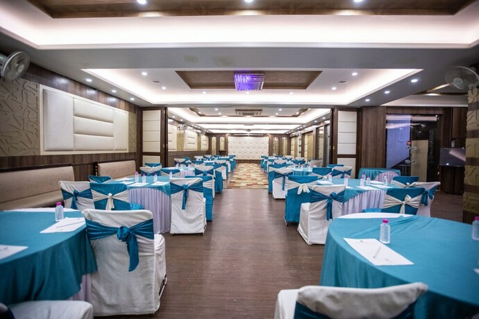 Imagen de los interiores del Hotel Milestone 251. Foto 30