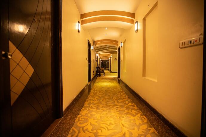 Imagen de los interiores del Hotel Milestone 251. Foto 32