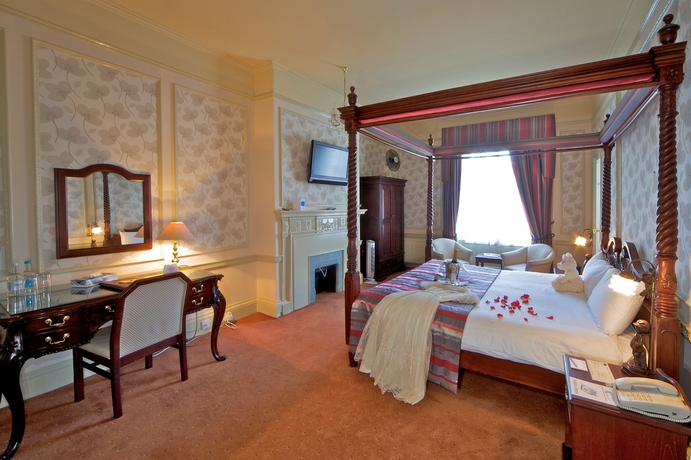 Imagen de los interiores del Hotel Milford Hall. Foto 13