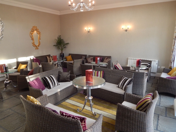 Imagen de los interiores del Hotel Milford Hall. Foto 14