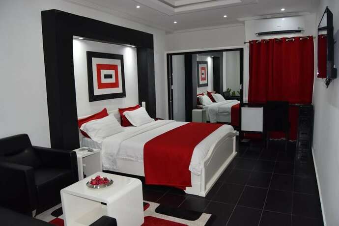 Imagen de la habitación del Hotel Miliet. Foto 18