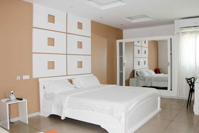 Imagen de la habitación del Hotel Miliet. Foto 19