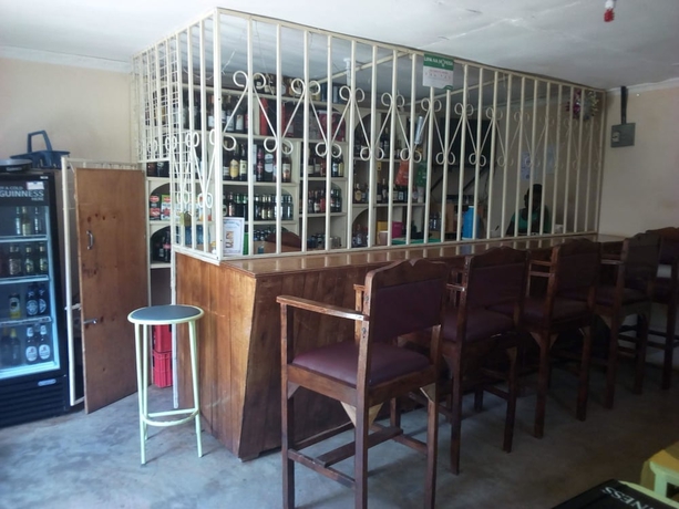Imagen del bar/restaurante del Hotel Milimani Resort. Foto 5