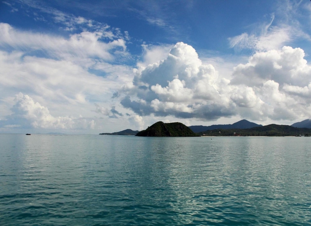 Imagen de los exteriores del Hotel Milky Bay Resort. Foto 11