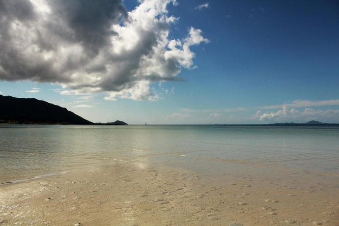 Imagen de los exteriores del Hotel Milky Bay Resort. Foto 12