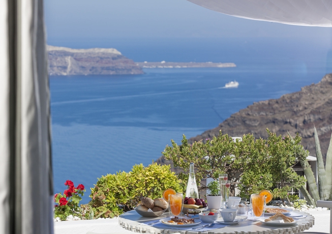 Imagen del bar/restaurante del Hotel Mill Houses Elegant Suites. Foto 3