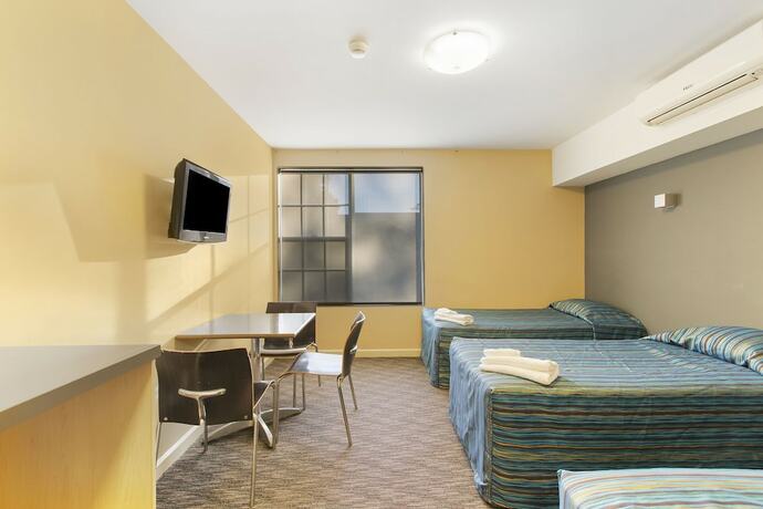 Imagen de la habitación del Hotel Mill Milperra Panania. Foto 16