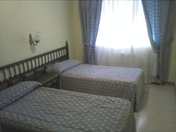 Imagen de la habitación del Hotel Millán, Negreira. Foto 6