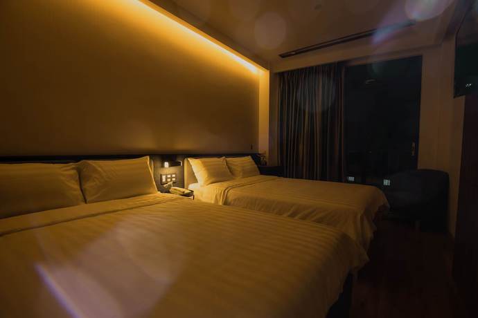Imagen de la habitación del Hotel Mille Fleurs 02. Foto 7
