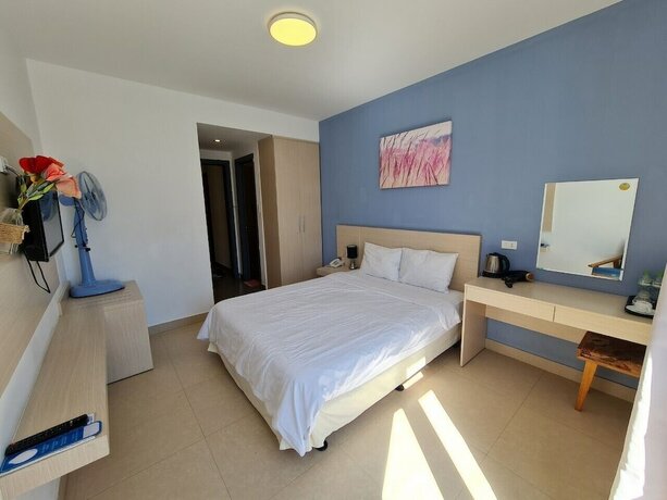 Imagen general del Hotel Mille Fleurs. Foto 6