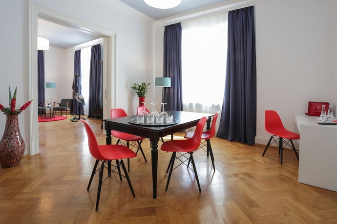 Imagen de la habitación del Hotel Mille Stelle City. Foto 17