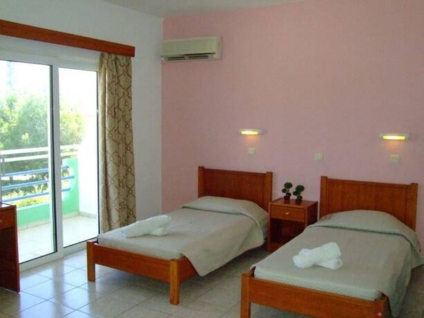 Imagen general del Hotel Millenium Studios. Foto 14
