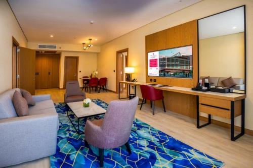 Imagen general del Hotel Millennium Al Masar. Foto 1