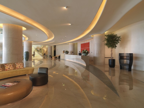 Imagen de los interiores del Hotel Millennium Al Rawdah. Foto 19