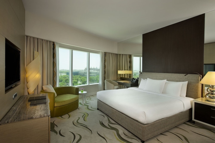 Imagen de la habitación del Hotel Millennium Al Rawdah. Foto 15