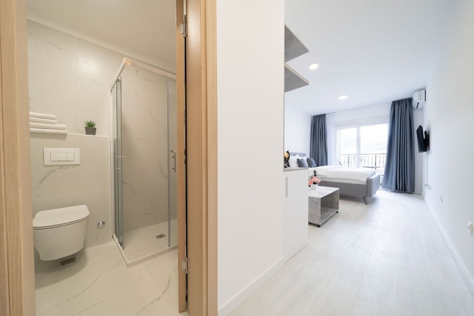 Imagen de la habitación del Hotel Millennium Apartments, Budva. Foto 9