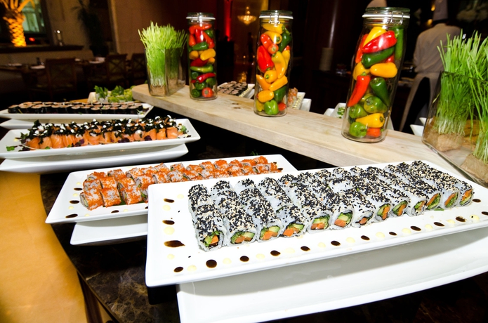 Imagen del bar/restaurante del Hotel Millennium Doha. Foto 9