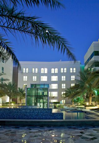 Imagen de la habitación del Hotel Millennium Executive Apartments Muscat. Foto 3