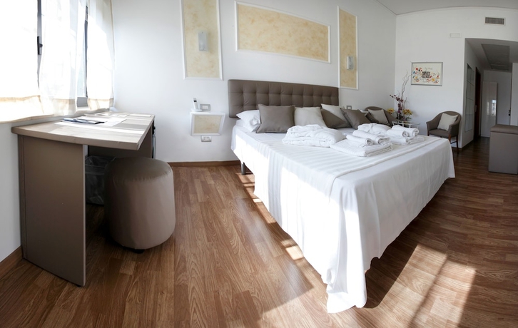 Imagen de la habitación del Hotel Millennium Gold. Foto 8