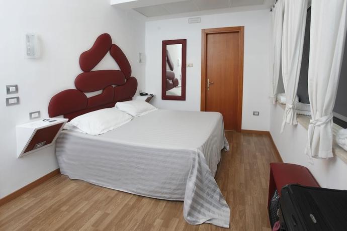 Imagen de la habitación del Hotel Millennium Gold. Foto 9