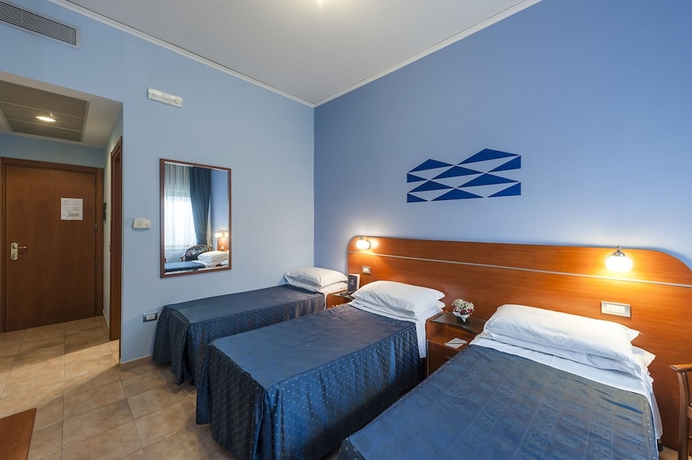 Imagen de la habitación del Hotel Millennium Gold. Foto 11