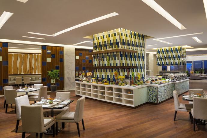 Imagen del bar/restaurante del Hotel Millennium Hail. Foto 5