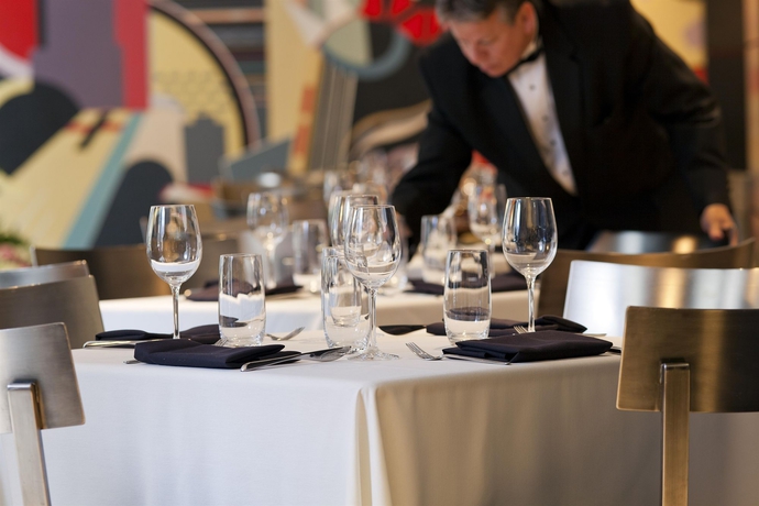 Imagen del bar/restaurante del Hotel Millennium Knickerbocker Chicago. Foto 3