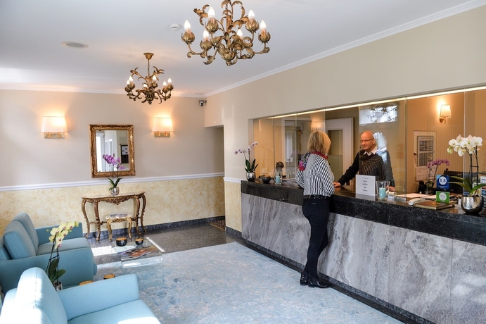 Imagen de los interiores del Hotel Millennium, Locarno. Foto 19