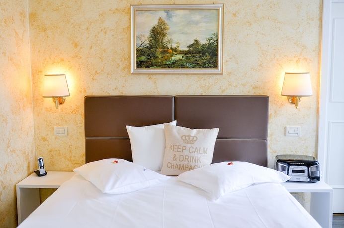 Imagen de la habitación del Hotel Millennium, Locarno. Foto 14