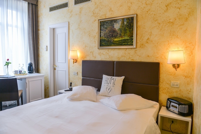Imagen de la habitación del Hotel Millennium, Locarno. Foto 16