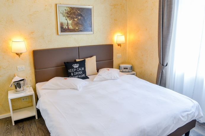 Imagen de la habitación del Hotel Millennium, Locarno. Foto 18