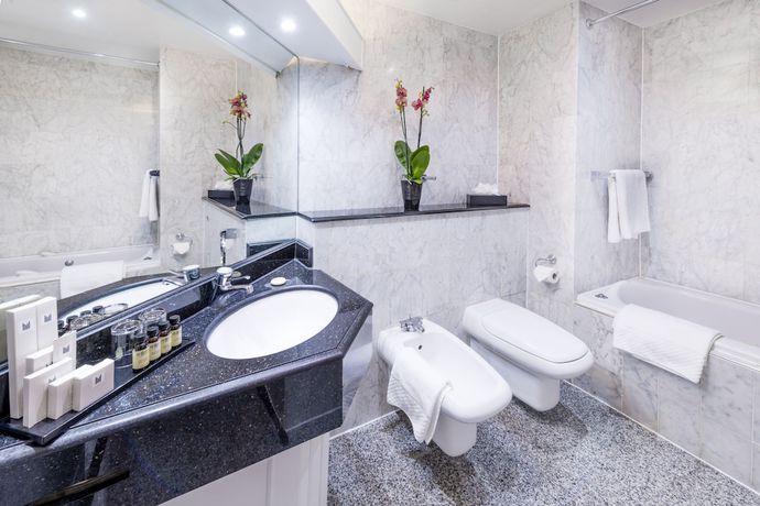 Imagen de la habitación del Hotel Millennium London Knightsbridge. Foto 17