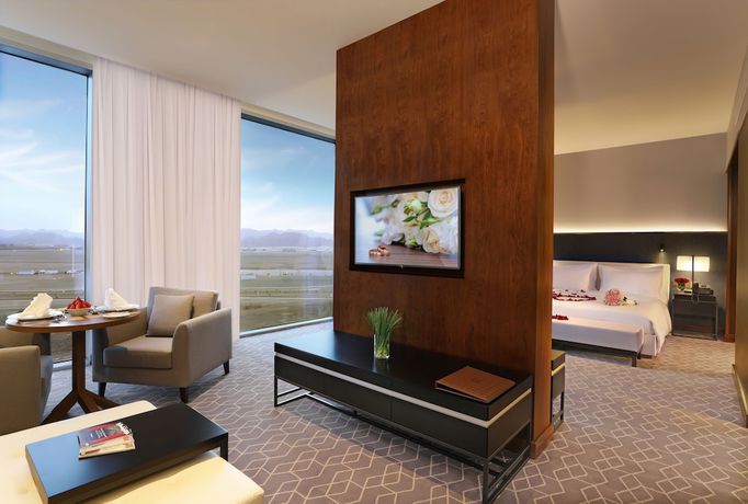 Imagen de la habitación del Hotel Millennium Madinah Airport. Foto 10