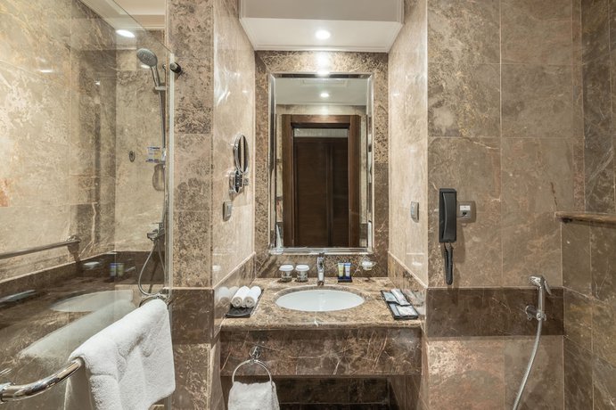 Imagen de la habitación del Hotel Millennium Makkah Al Naseem. Foto 5