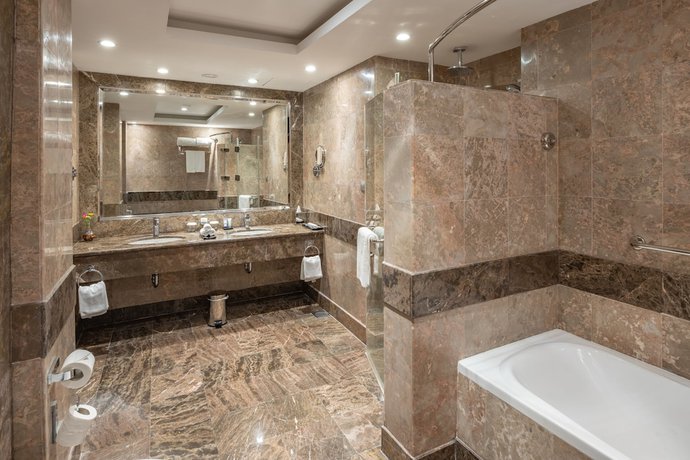 Imagen de la habitación del Hotel Millennium Makkah Al Naseem. Foto 9