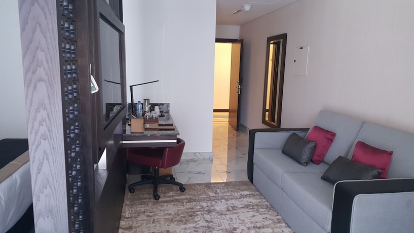 Imagen de la habitación del Hotel Millennium Place Marina. Foto 14