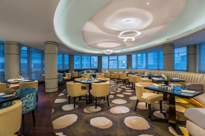 Imagen del bar/restaurante del Hotel Millennium Plaza Doha. Foto 4