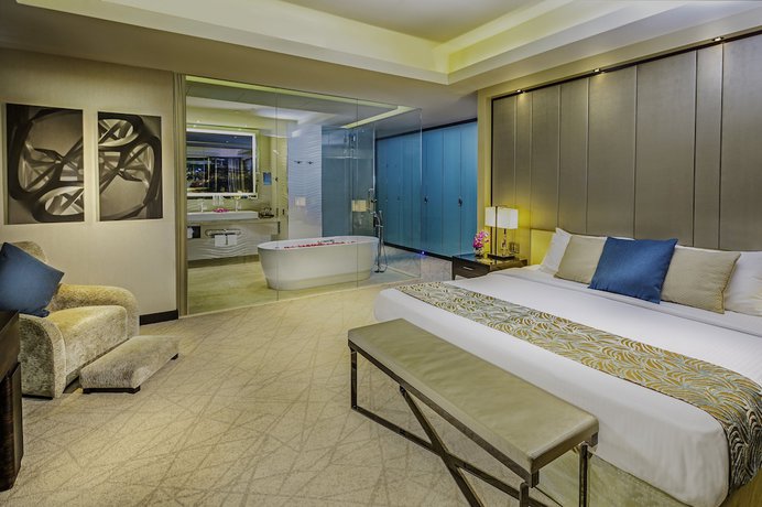 Imagen de la habitación del Hotel Millennium Plaza Doha. Foto 17