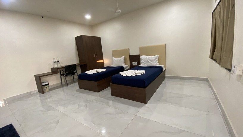 Imagen de la habitación del Hotel Millennium Plaza, Jamnagar. Foto 6