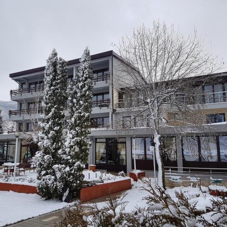 Imagen general del Hotel Millennium, Pogradec. Foto 4