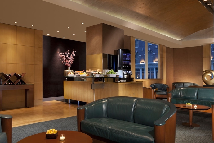 Imagen del bar/restaurante del Hotel Millennium Premier New York Times Square. Foto 4