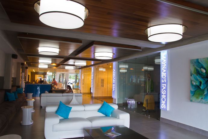 Imagen de la piscina del Hotel Millennium Resort And Spa. Foto 8