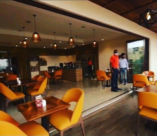 Imagen del bar/restaurante del Hotel Millennium Terrace. Foto 6